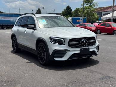 Mercedes Benz GLB250 250 in Kajang, SGR