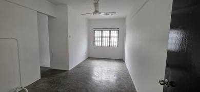 Flat For Sale in Taman Mutiara Rini