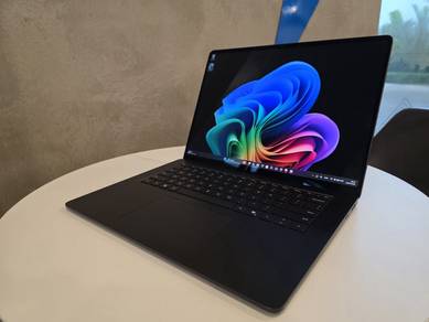 Surface Laptop 7th for Business 15 in