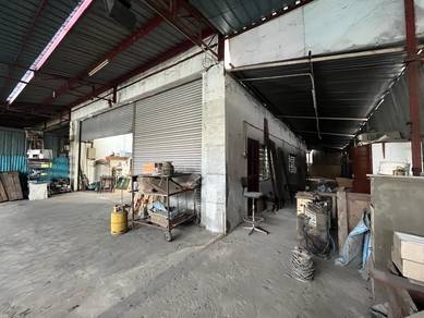 Warehouse / Factory For Rent in Batu Berendam,MLK