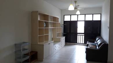 Condominium For Rent in Lakes Condominiums / Pangsapuri Tasik