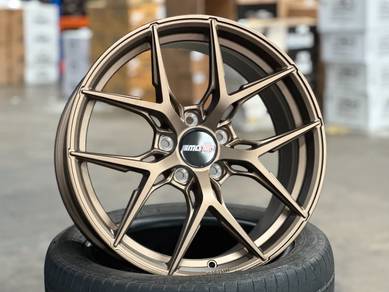 NEW 18 Motec MCR4 Rim Golf Audi TT A35 CLA W176