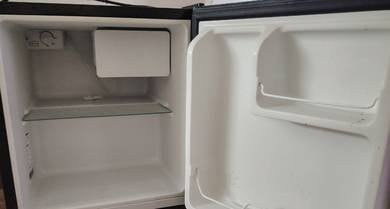 mini fridge 