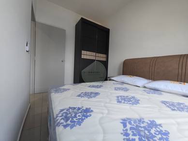 Service Residence For Rent in One Equine