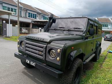Land Rover Defender 110SW in Kota Samarahan, SWK