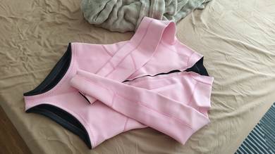 wetsuit for diving