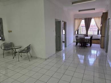 Apartment For Sale in Beverly Hills 2