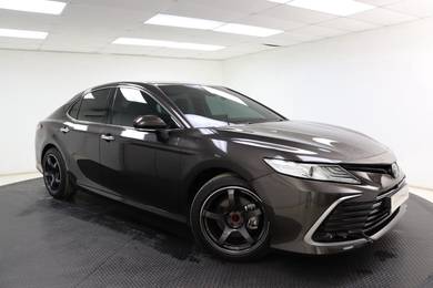 2023 Toyota Camry V