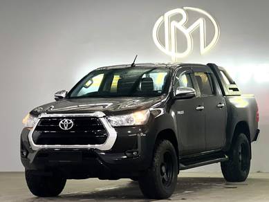 2022 Toyota Hilux G
