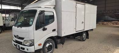 Hino xzu600 box 14fit 2020year 4800kg
