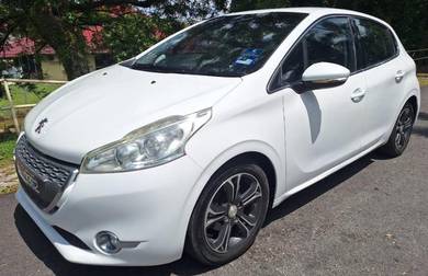 Peugeot 208 VTi ALLURE in Petaling Jaya, SGR