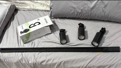 Track Light 1m + 3 spot lights with bulb