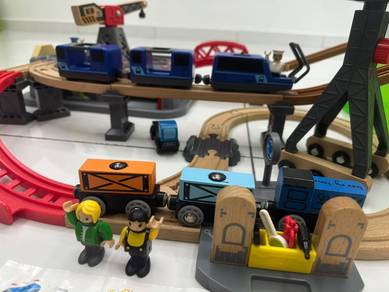 HAPE Railway Bucket Railway Playset 3764