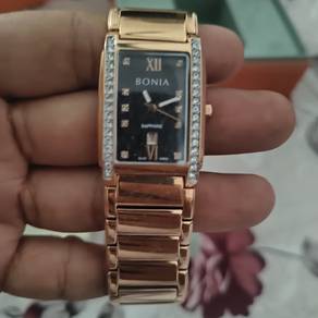 jam tangan perempuan  BONIA
