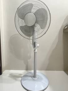 stand fan