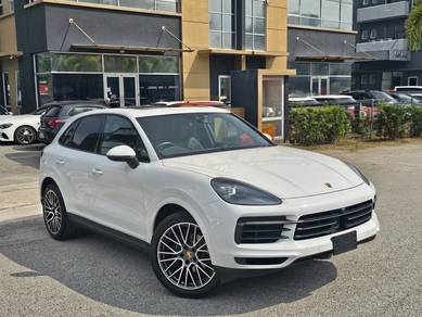 Porsche Cayenne BASE in Cyberjaya, SGR
