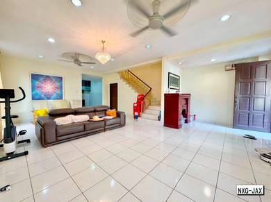 Semi-Detached House For Sale in Aman Perdana,SGR