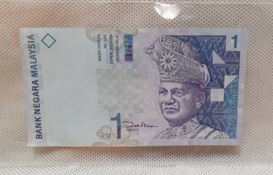 Rm1 zeti Vertical Serial Number Shifted To Right V
