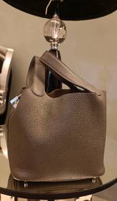 Preloved Picotin 