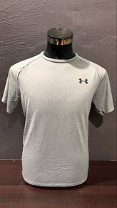 UNDER ARMOUR T-Shirt Grey