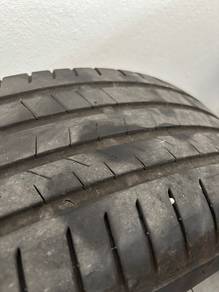 2pcs of 225 65 17 Bridgestone Alenza 001