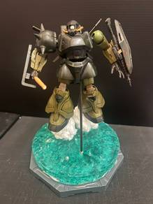 Gundam Zaku Gelgoog Diorama