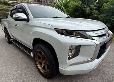 Mitsubishi Triton VGT PREMIUM in Cheras, KUL