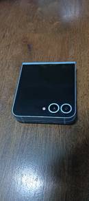 Samsung Galaxy Flip 6