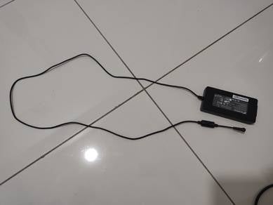 Illegear 120.0W Adapter 
