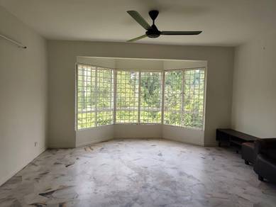 Apartment For Rent in Riverdale Park