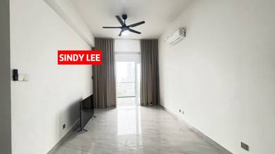Condominium For Rent in Codrington Residence