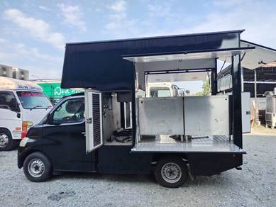 Food Truck Daihatsu Gran Max Beli Terus Berniaga