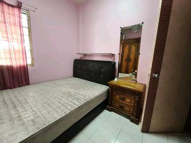 katil single kayu