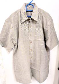 Crocodile Short Sleeve Shirt - SIZE (L)
