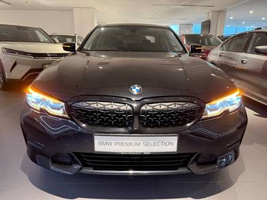 BMW 320i 20i SPORT in Petaling Jaya, SGR