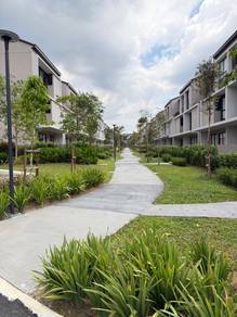 3-storey Terraced House For Sale in Seri Kembangan,SGR