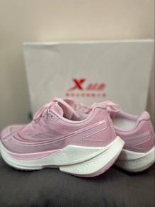 Xtep shyft carbon running shoe (UK9)