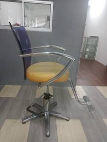 Threading chair 