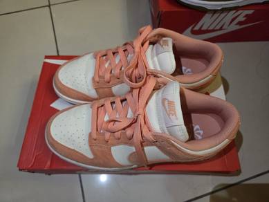 WMNS Nike Dunk Low Soft Pearl / Apricot Agate