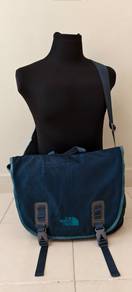THE NORTH FACE (Messenger Bag)