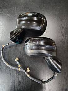 1X Used Side Mirror Hinda Oddssey RC1