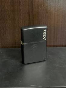 Zippo Black Matte Lighter