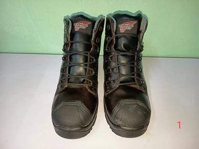 Red Wing 3228 Safety Shoes