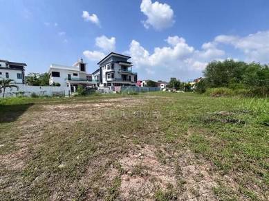 Residential Land in Cheras, SGR