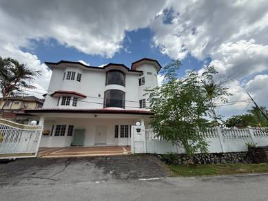 Bungalow House For Sale in Rawang,SGR