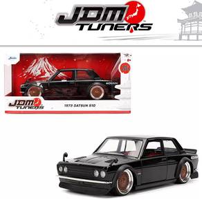 JDM TUNERS 1:24 - 1973 Datsun 510 #ADVAN