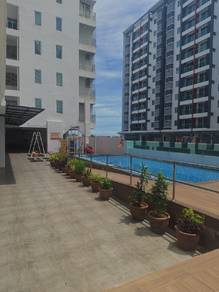 Condominium For Rent in Elements Garden