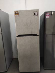 peti sejuk 2 pintu jenama daewoo