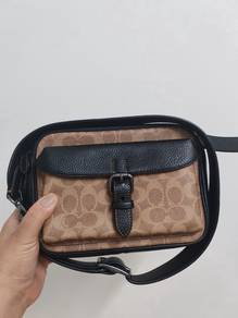 Coach Warner Signature Canvas