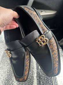 Woman Shoes